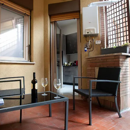 A 2 Passi Da San Pietro Apartmán *