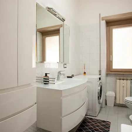 A 2 Passi Da San Pietro Apartment